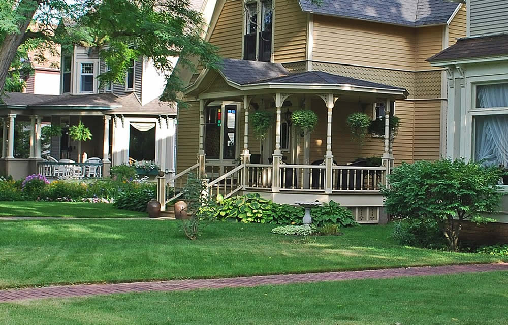 Professional Local Lawn Care Services Kalamazoo Michigan